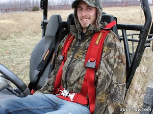 Ремни безопасности 4-х точечные SuperATV  SB-2-RED SB-2-BLACK 