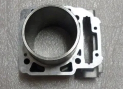 Задний цилиндр двигателя квадроцикла BRP Can-Am G2 Outlander Renegade Defender (Traxter) Maverick Sport 1000R (2019+) 420413116