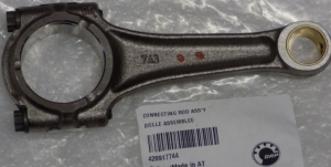 Шатун двигателя квадроцикла BRP Can-Am Maverick X3 420917746 420917744