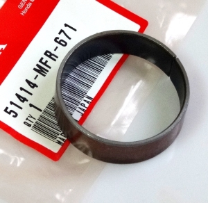 Направляющая пера вилки мотоцикла Honda GL 1800 VT 1300 CRF 1100 51414-MFR-671