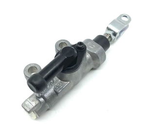 Главный тормозной цилиндр задний квадроцикла Yamaha Grizzly 660 450 400 Wolverine 450 5KM-2583V-00-00