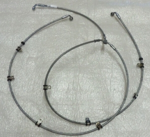 Тормозной шланг (магистраль) передних суппортов квадроцикла BRP Can-Am Maverick X3 705601492