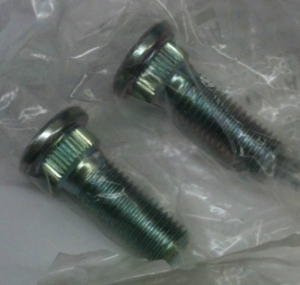 Шпилька колеса оригинальная для квадроциклов Yamaha 90114-10010-00 90114-10014-00