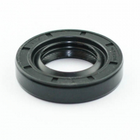 Сальник хвостовика (центральный) заднего редуктора квадроцикла Kawasaki Brute Force 92049-0028