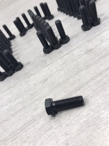 Чёрный болт крепления кольца Beadlock BLACK-Beadlock-bolt