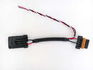 Проводка заднего стоп-сигнала с дополнительным выходом под Флаг / доп. фару/ подсветку 2412341 FTVWH009